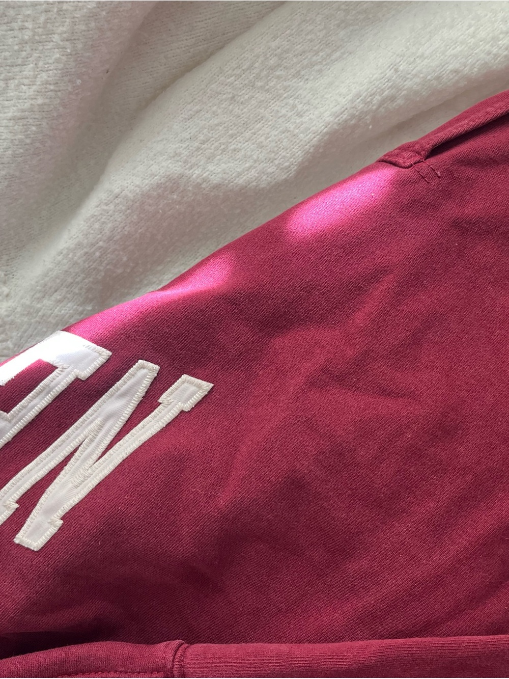 Brandy "New York" Graphic Hoodie - deep red - Picture 4 of 4
